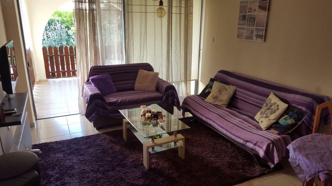 Abitare Cosy Apartment Пафос Екстериор снимка